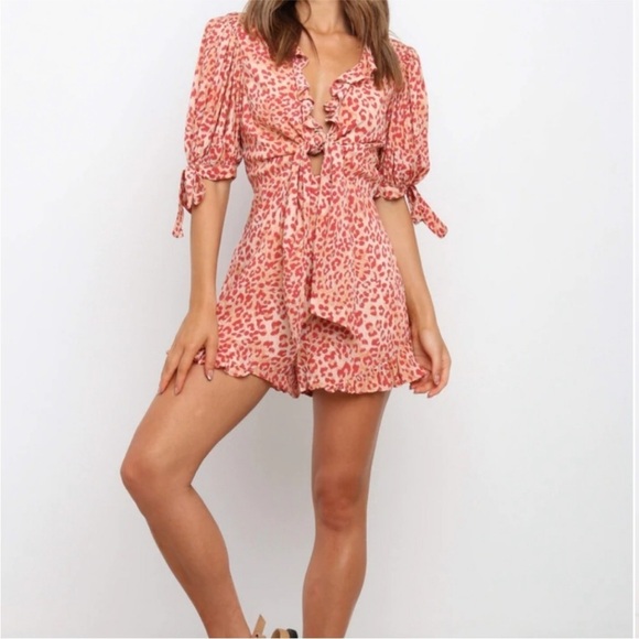 Petal + Pup NWT Quay Leopard‎ Playsuit Orange Romper Size 4 - Picture 1 of 13